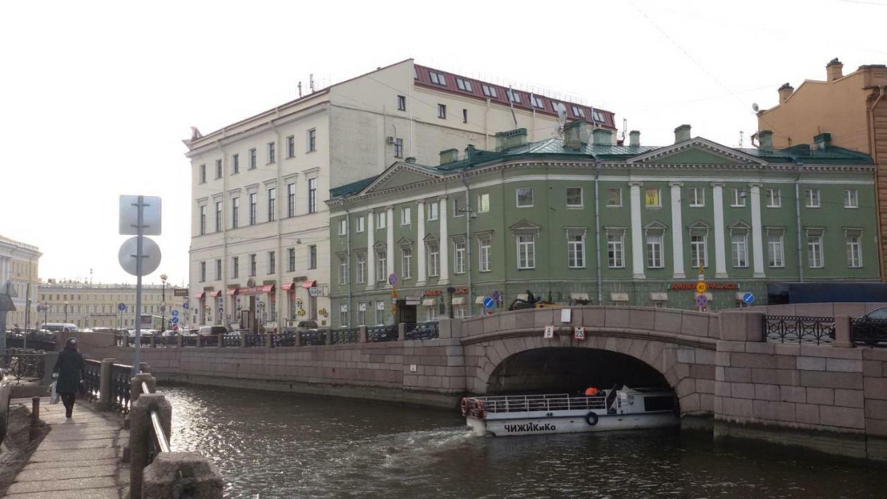 Квартира Площадью 130 Метров Рядом С Эрмитажем И Музеем Пушкина St. Petersburg Dış mekan fotoğraf